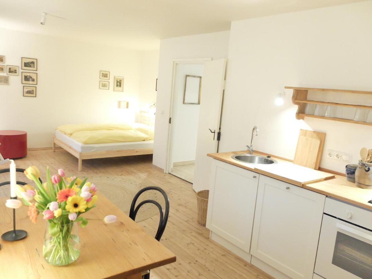 Gartenstudio-Apartment Tausendfreund - Adults Only - Am Chiemsee Breitbrunn am Chiemsee Extérieur photo